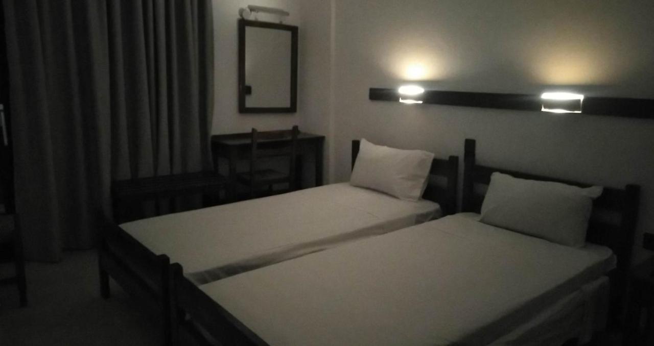 El Greco Hotel Igoumenitsa Bagian luar foto
