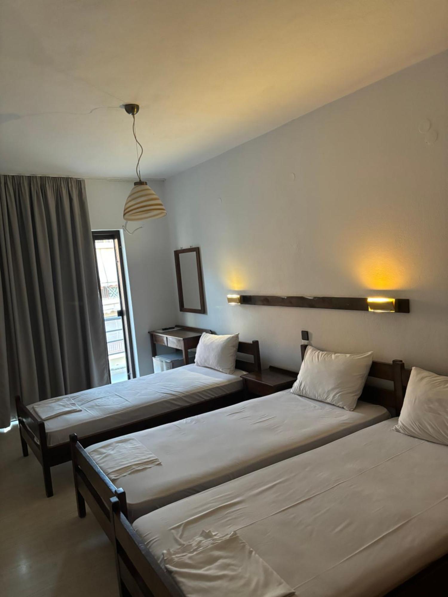 El Greco Hotel Igoumenitsa Bagian luar foto