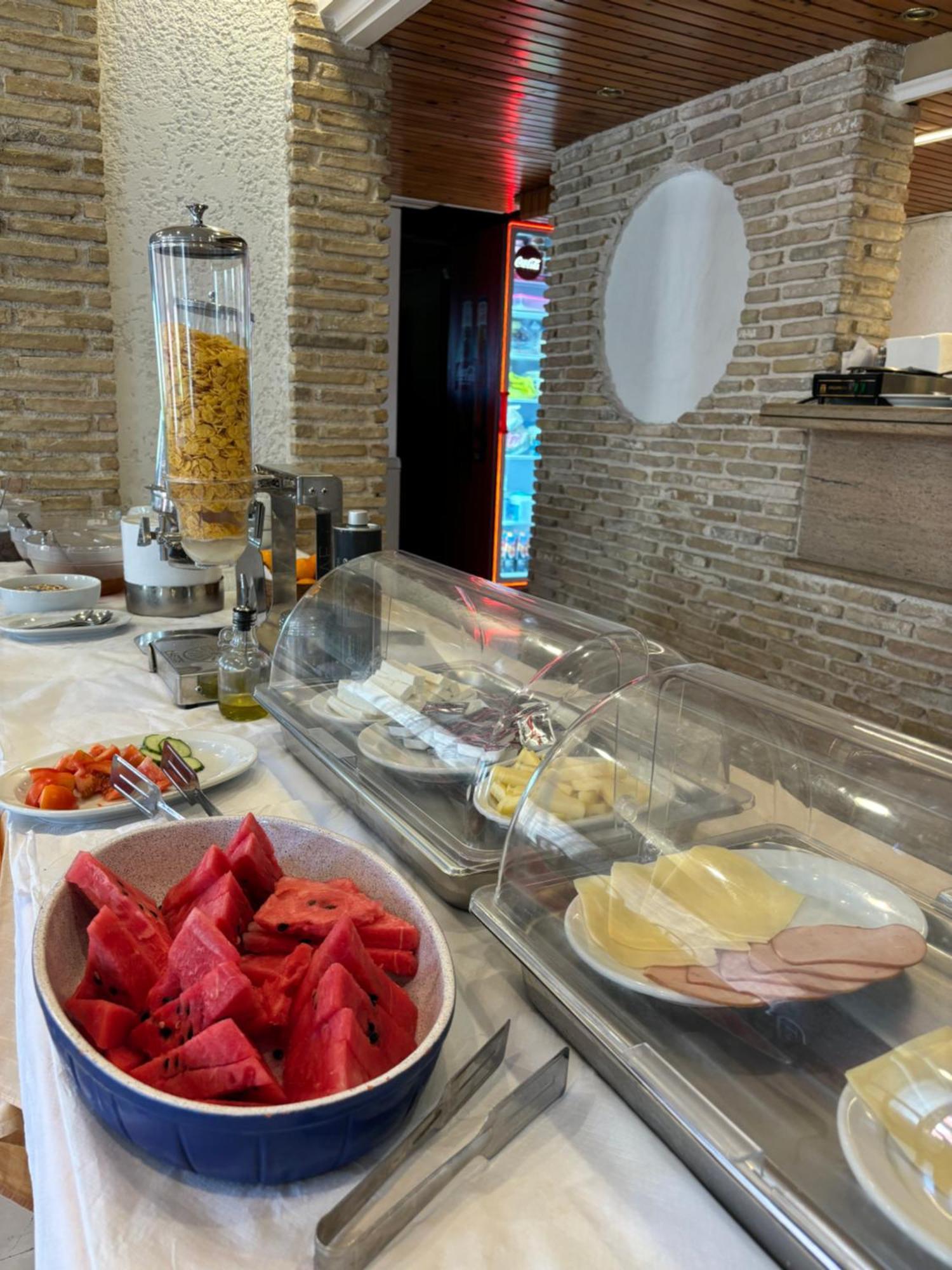 El Greco Hotel Igoumenitsa Bagian luar foto