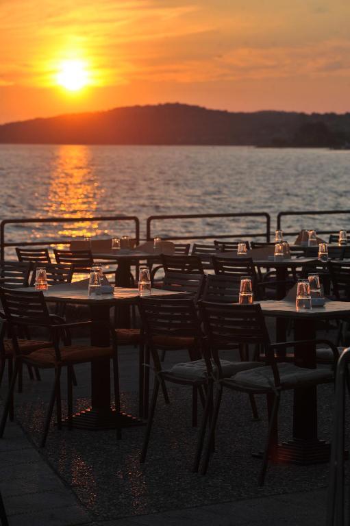 El Greco Hotel Igoumenitsa Bagian luar foto