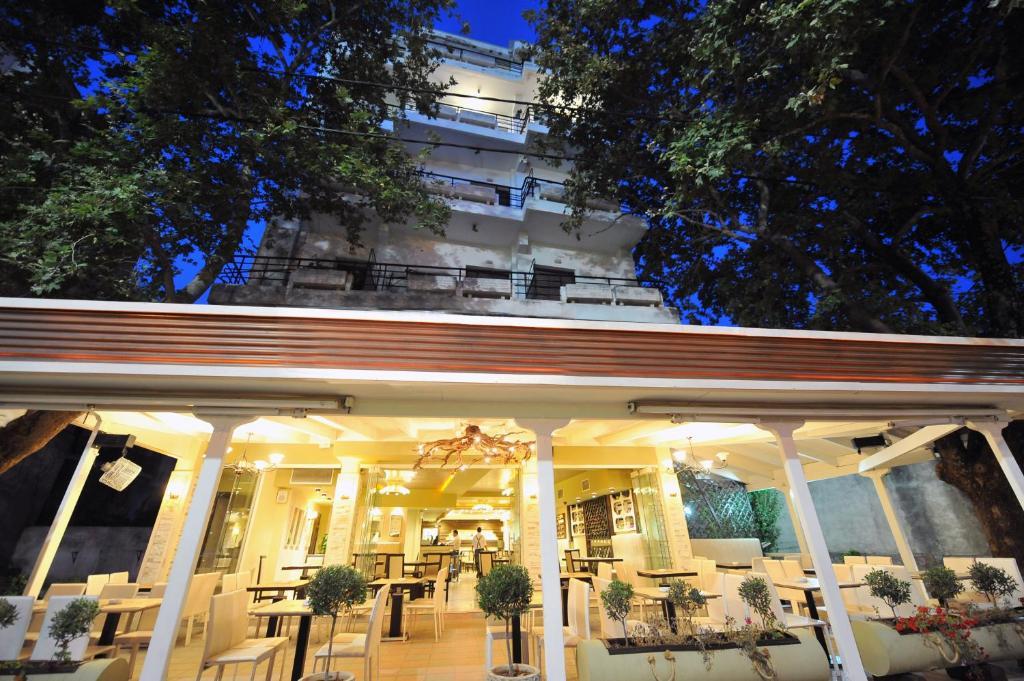 El Greco Hotel Igoumenitsa Bagian luar foto