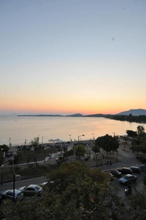 El Greco Hotel Igoumenitsa Bagian luar foto